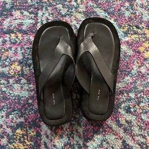 The Row Ginza Flip Flop Platform sandal 38
